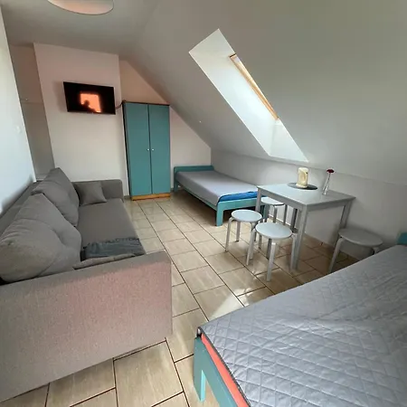 Проживание в семье Nostalgia Гонски