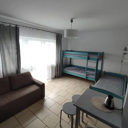 Проживание в семье Nostalgia