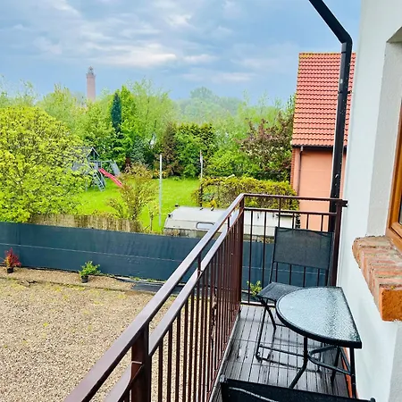 Проживание в семье Nostalgia